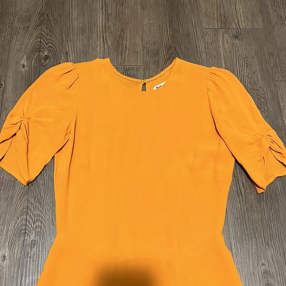 Reformation Gracie Dress in Ochre - Picture 2 of 10